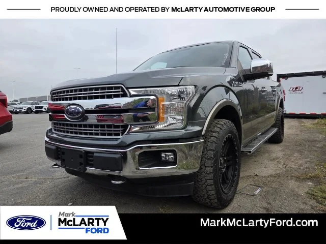 Used 2018  Ford Lariat image 1