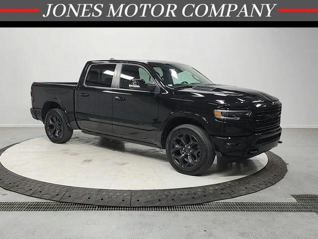 2022 RAM 1500 Limited 4x4 Crew Cab 5'7's photo