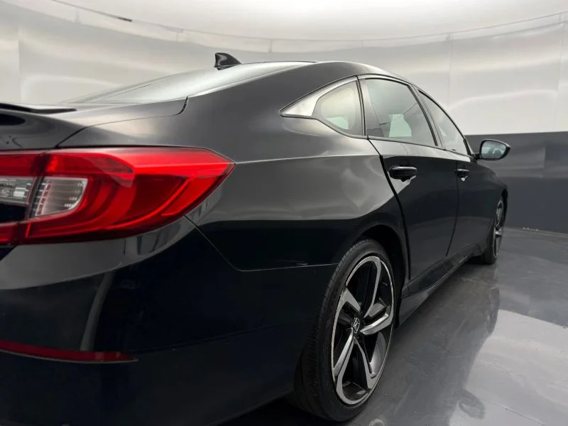 Used 2018 Black Honda Sport Sedan 4D image 5