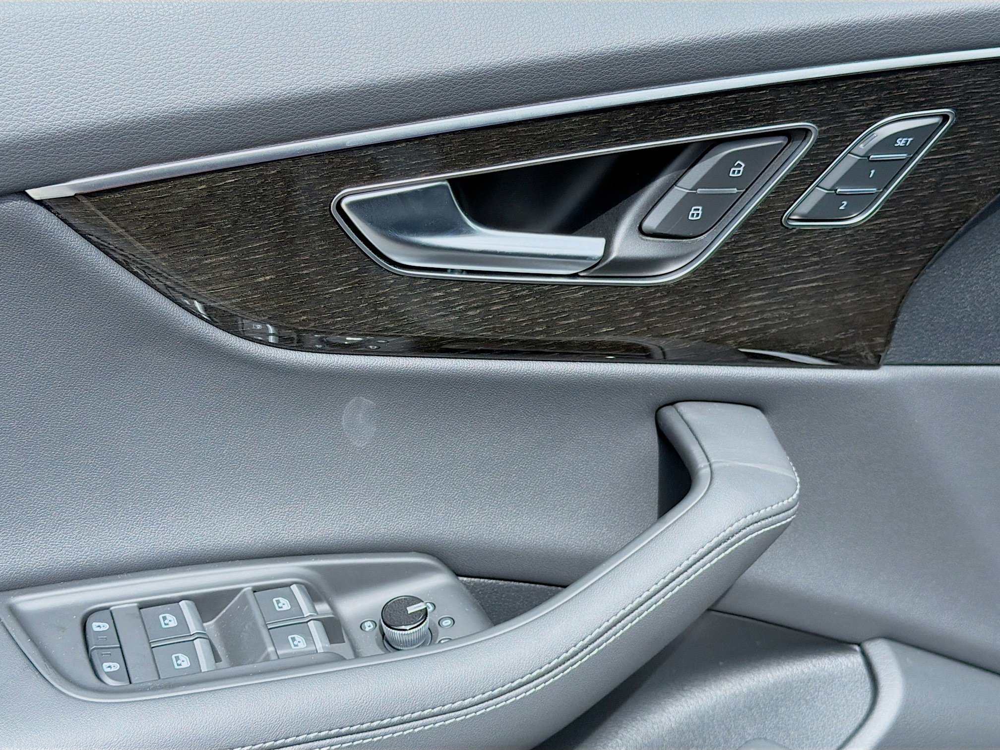 New 2026 Daytona Gray Pearl Effect Audi Prestige image 22