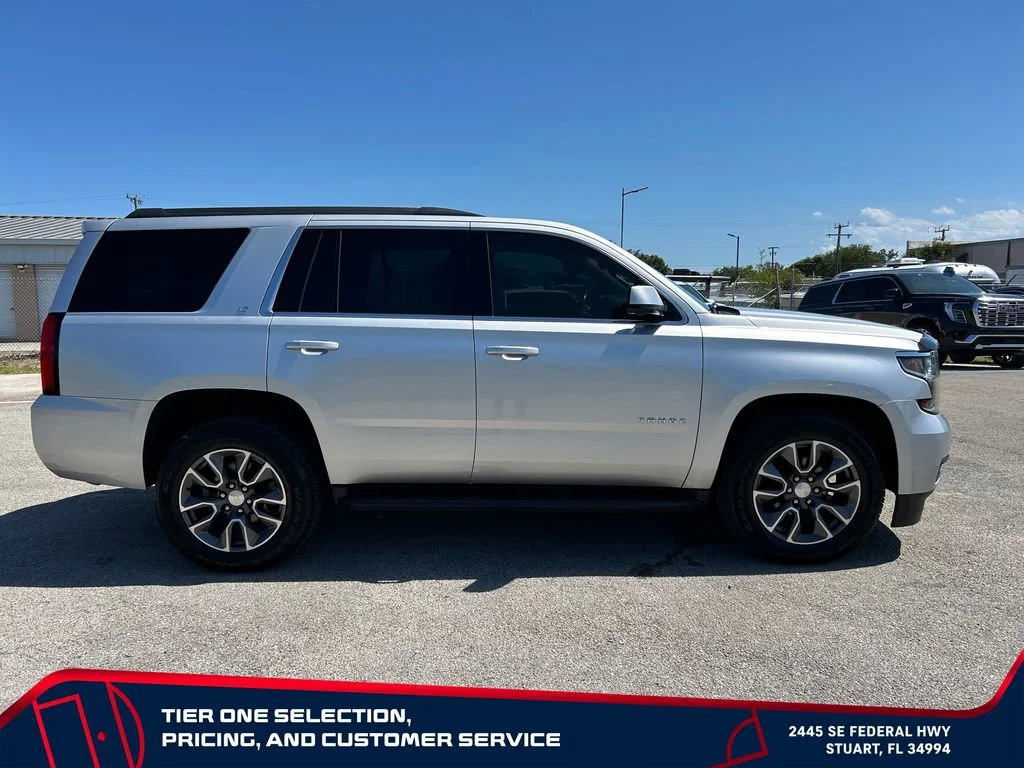 Used 2020 SILVER ICE METALLIC Chevrolet LT image 8