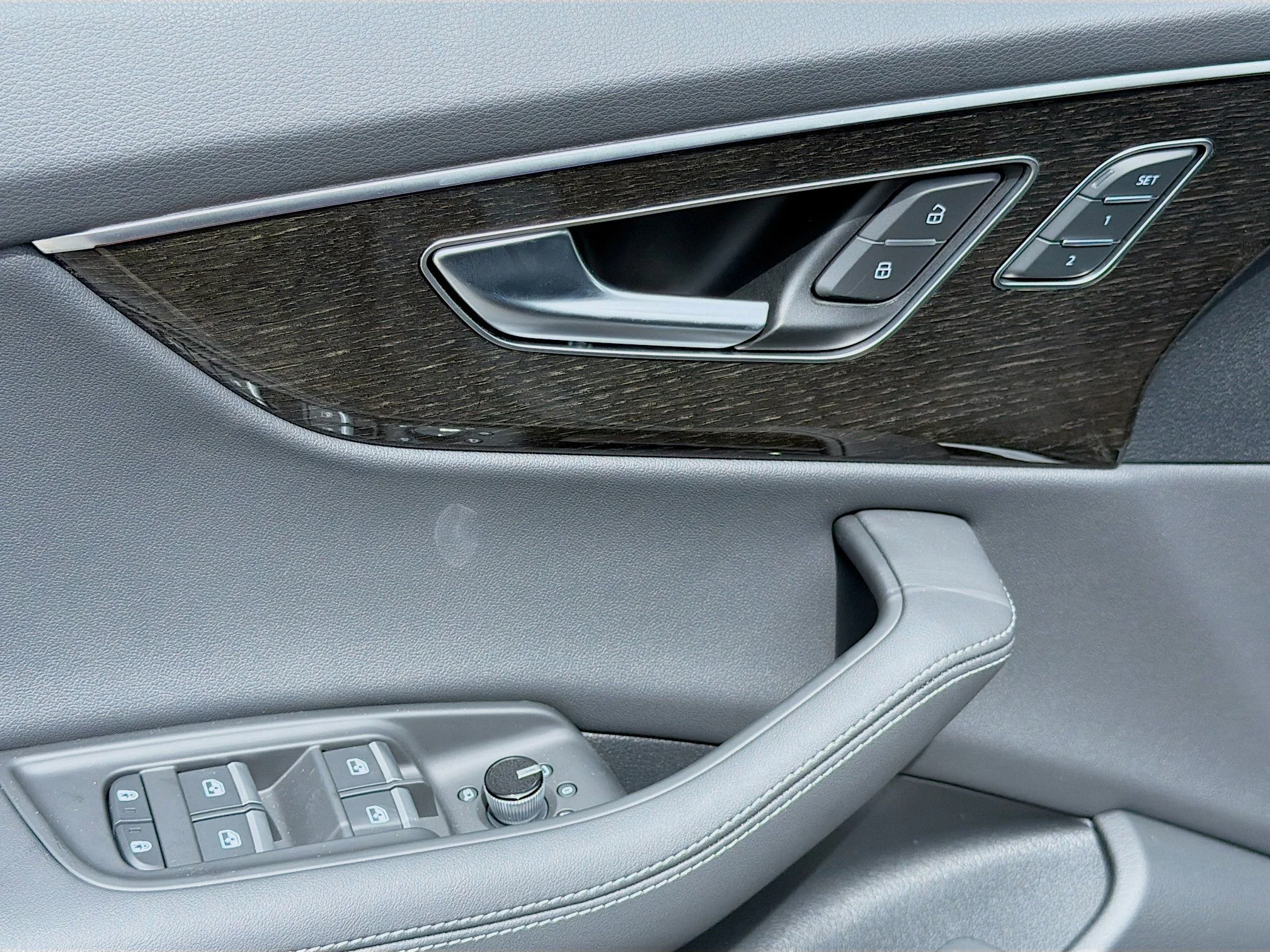 New 2026 Daytona Gray Pearl Effect Audi Prestige image 22