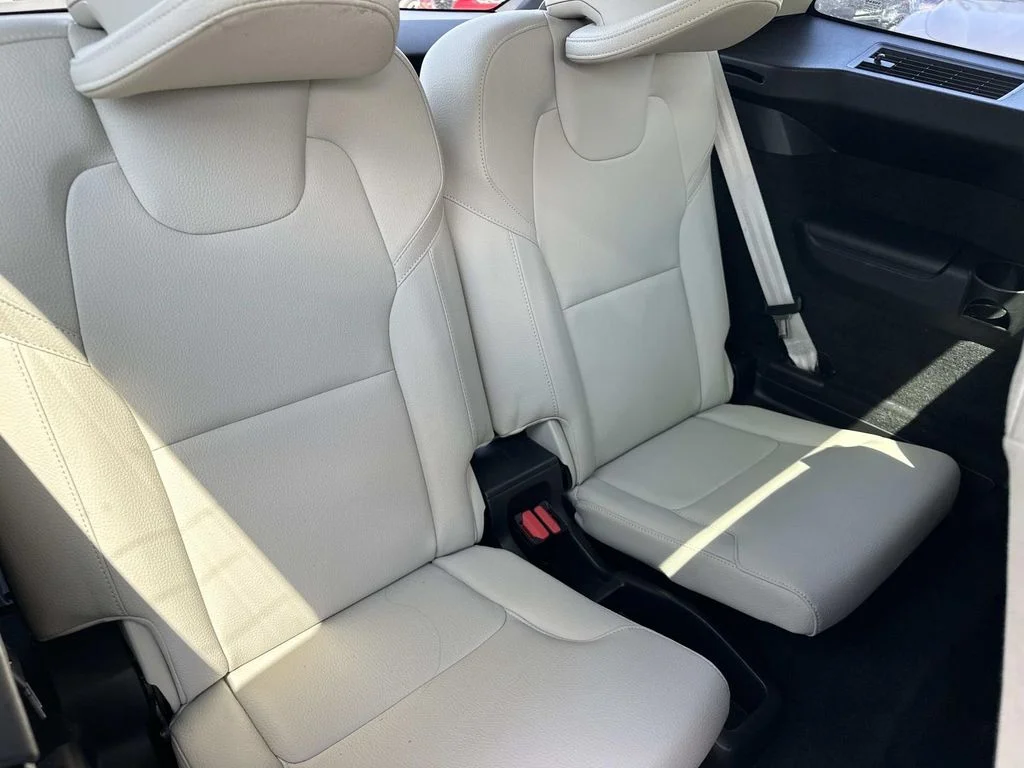 2023 Volvo XC90 Core - Photo 16