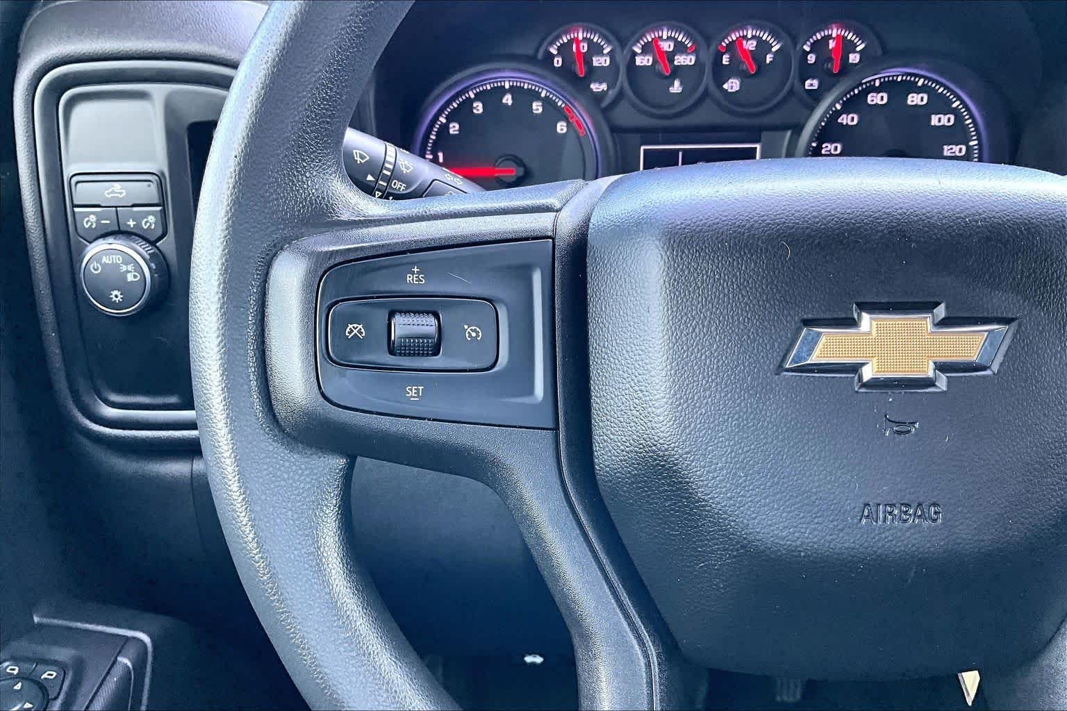 Used 2019 Northsky Blue Metallic Chevrolet Custom image 20