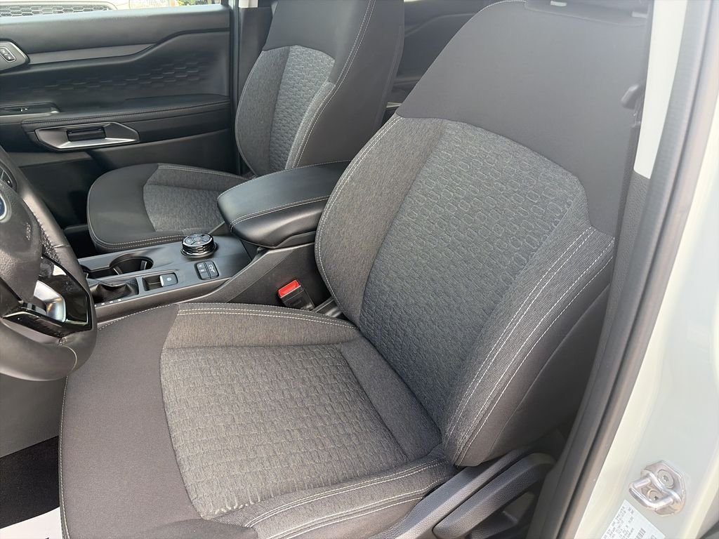 Used 2024 Green Ford XLT image 12
