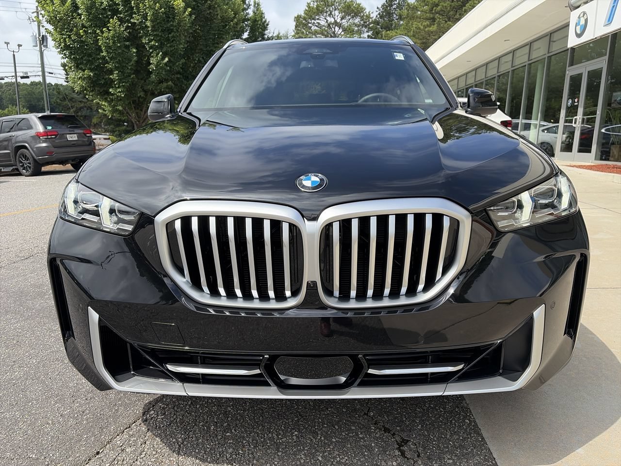 New 2026 Black Sapphire Metallic BMW xDrive40i image 10