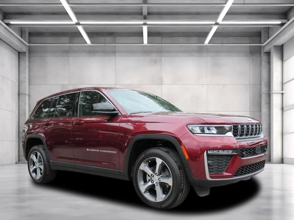 New 2026 Velvet Red Pearl-Coat Exterior Paint Jeep Limited image 1