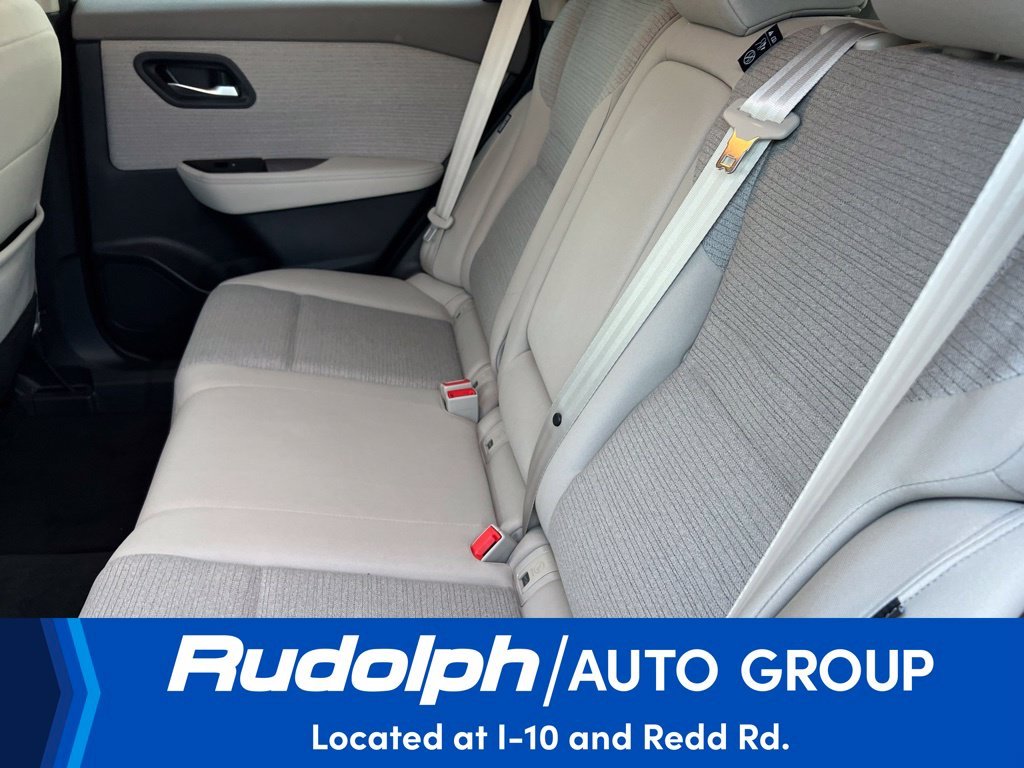 Used 2023 White Nissan SV image 10