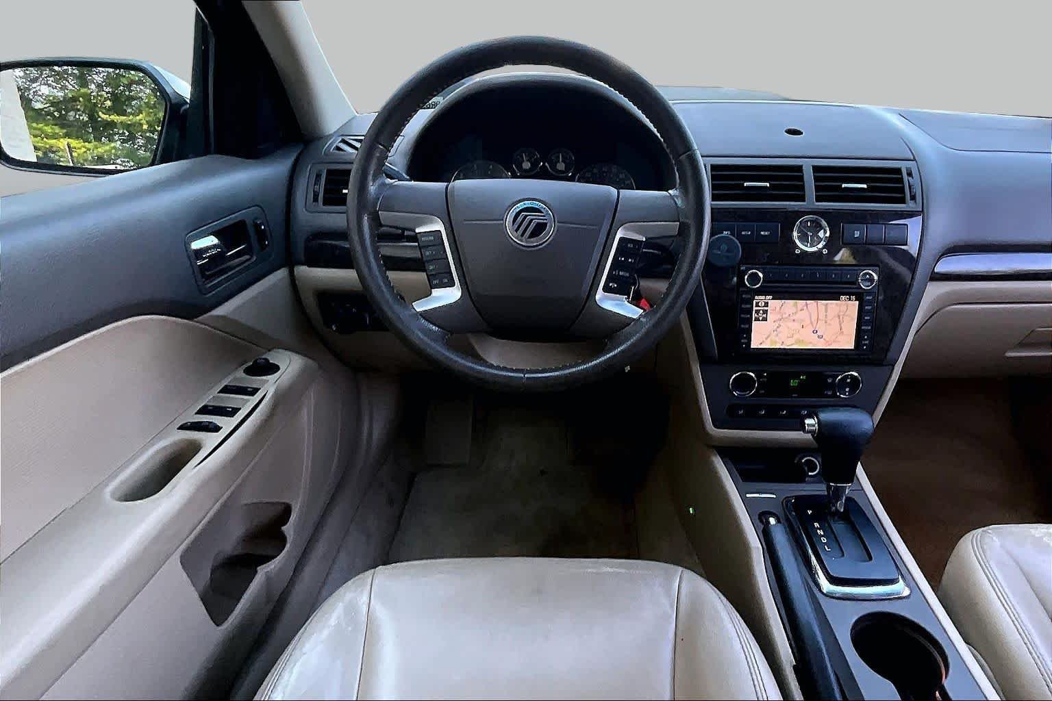 Used 2009 Tuxedo Black Metallic Mercury Premier image 5