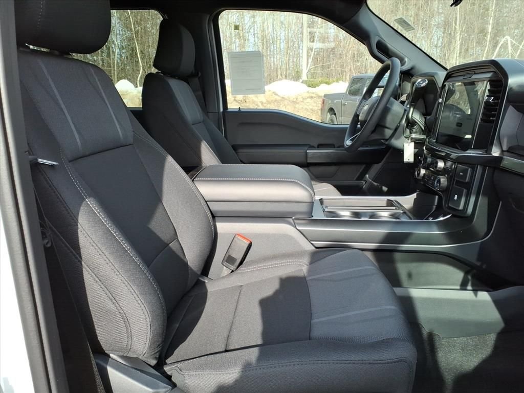 New 2026 Oxford White Ford STX® image 11