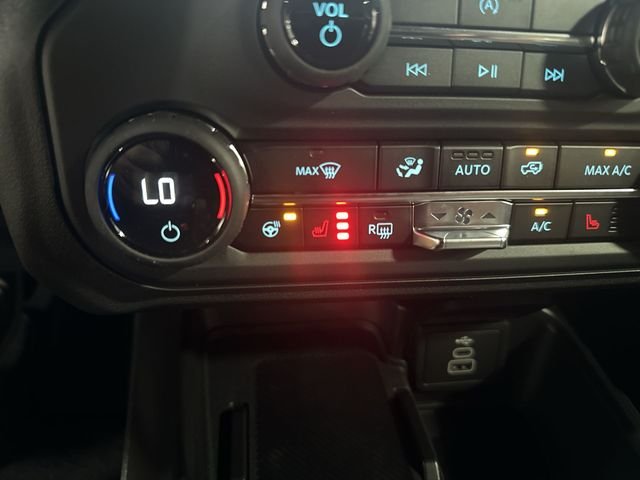 New 2026 Avalanche Gray Ford Outer Banks® image 34