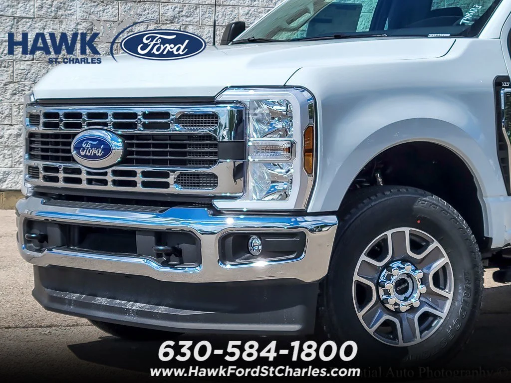 New 2025 Oxford White Ford F-350® XLT image 1