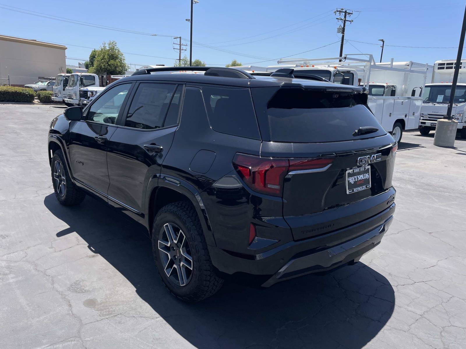 2026 GMC Terrain AT4 - Photo 7