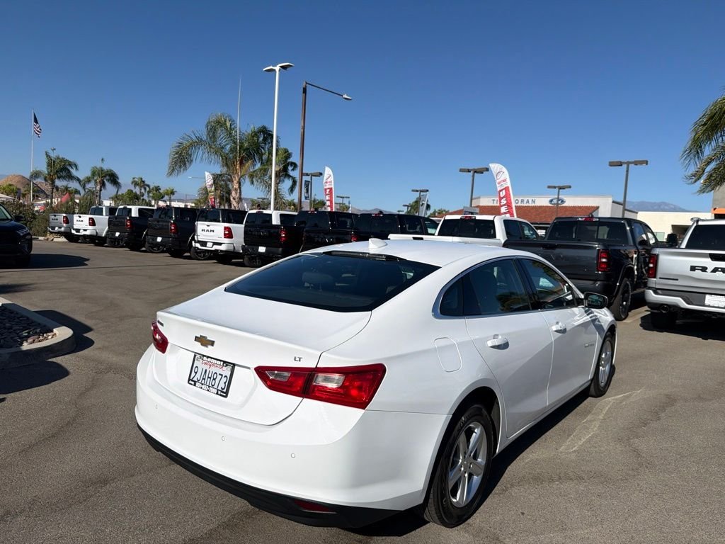 Used 2024 White Chevrolet LT image 3
