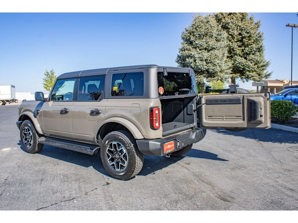 New 2026 MARSH GRAY Ford Outer Banks image 9