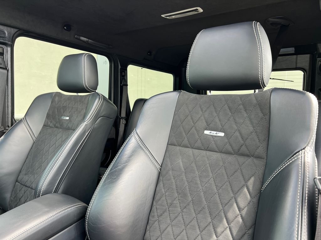 Used 2017  Mercedes-Benz G 550 Squared image 23