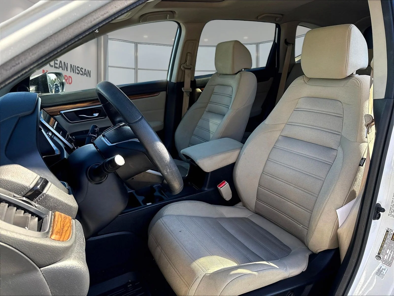 Used 2022 Platinum White Pearl Honda EX image 23