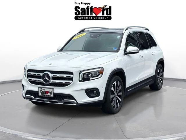 Used 2022  Mercedes-Benz GLB 250 image 1
