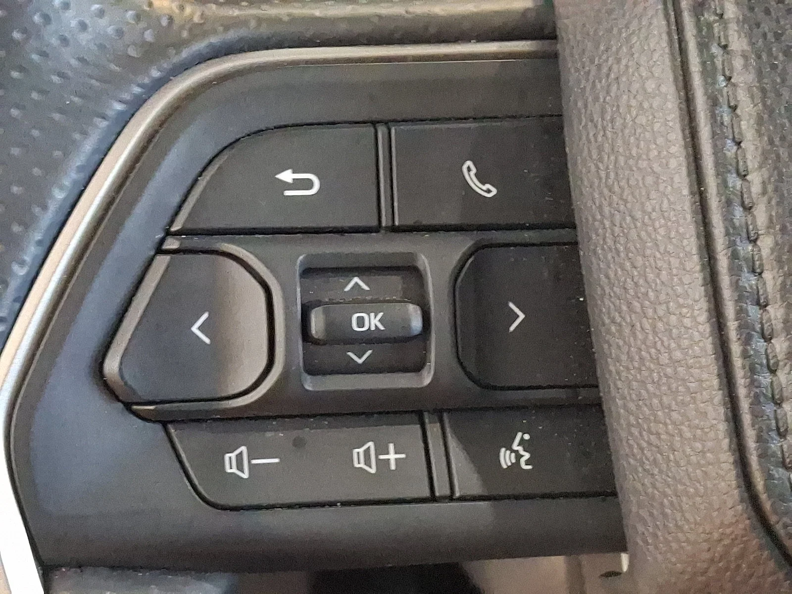 Used 2026 Cutting Edge - 1L0 Toyota TRD Sport Premium image 21