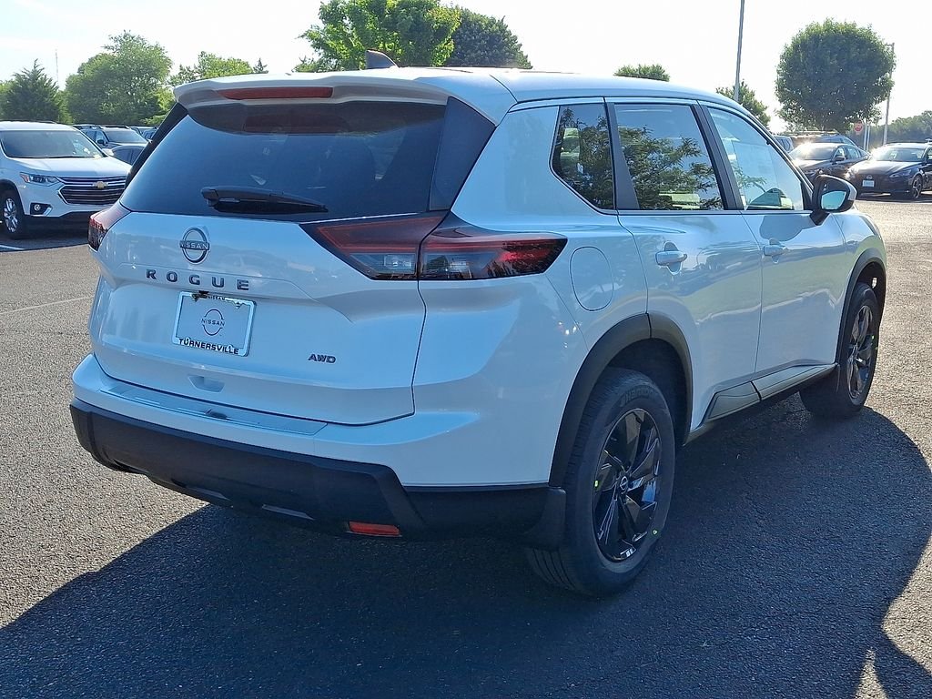 New 2026 Everest White Pearl TriCoat Nissan SV image 4