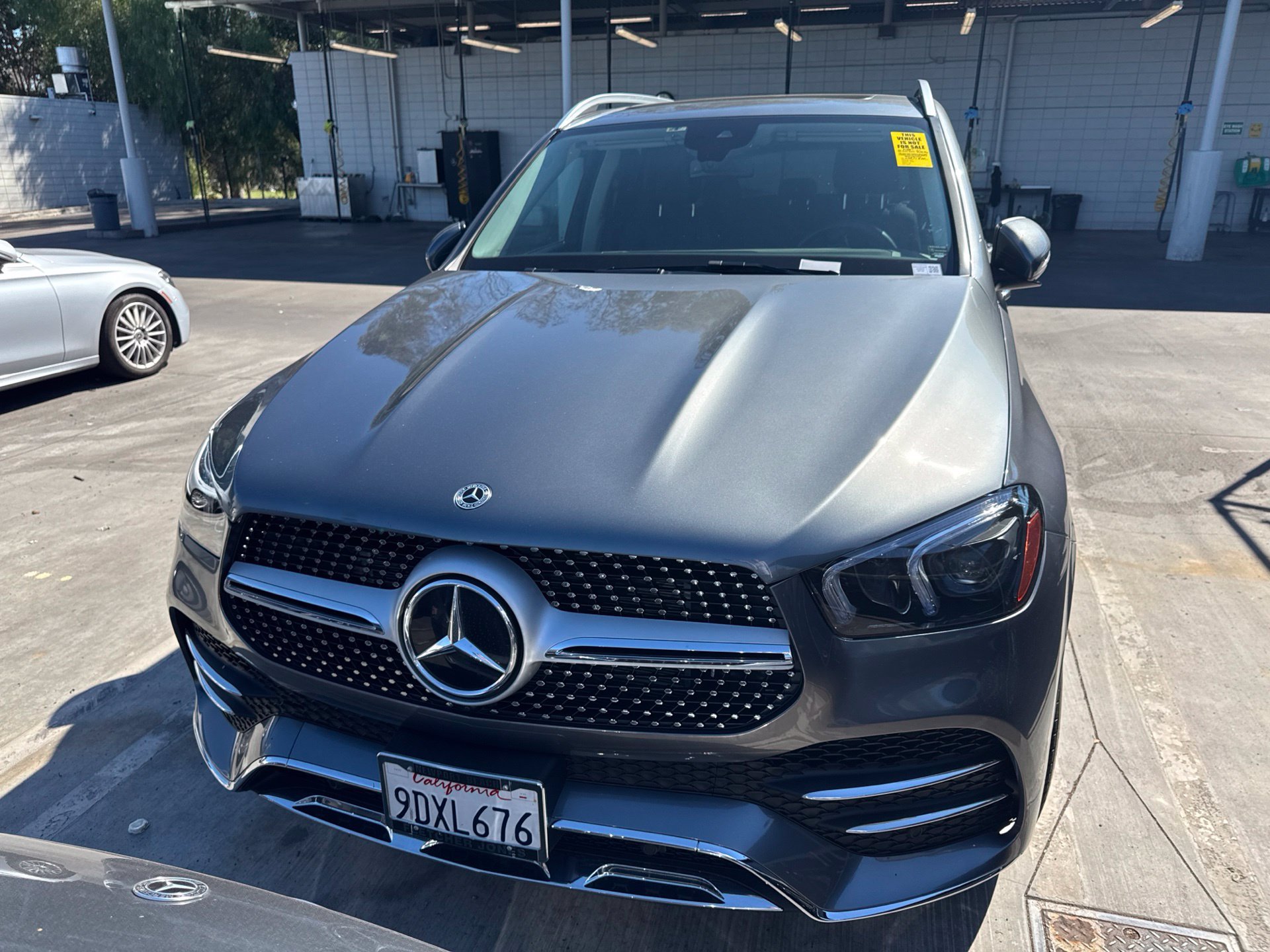 Used 2023 Gray Mercedes-Benz GLE 450 image 2