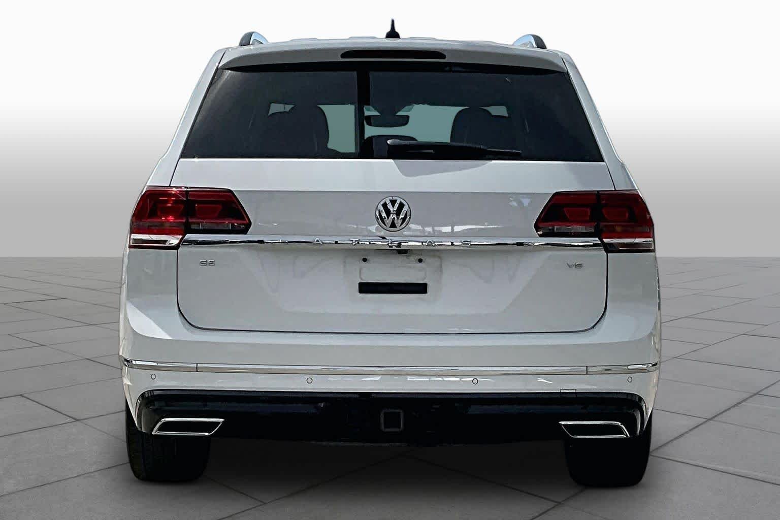 Used 2020 Pure White Volkswagen 3.6L V6 SE w/Technology R-Line image 5