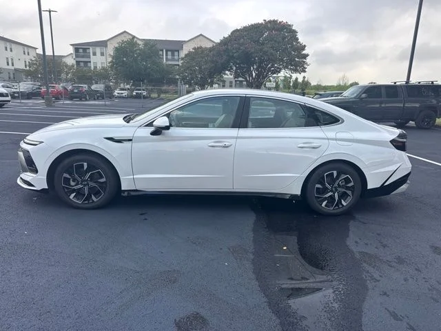 Pre-Owned 2024 Hyundai Sonata SEL