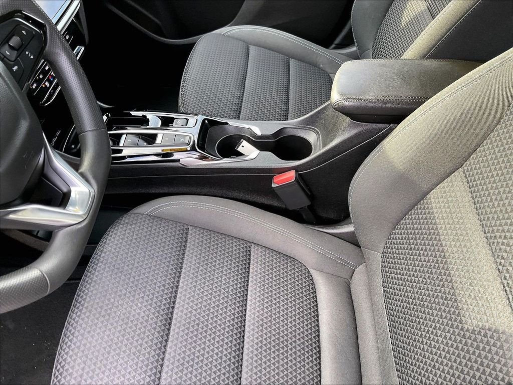 Used 2022 White Chevrolet LT image 20