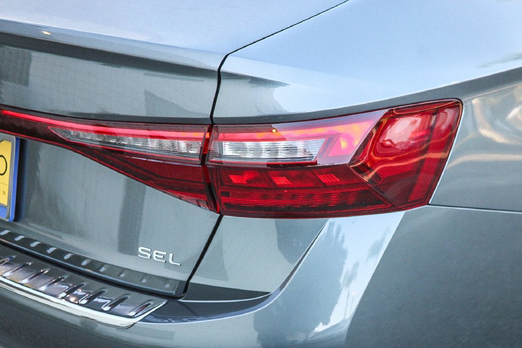 New 2027 Gray Volkswagen 1.5T SEL image 9