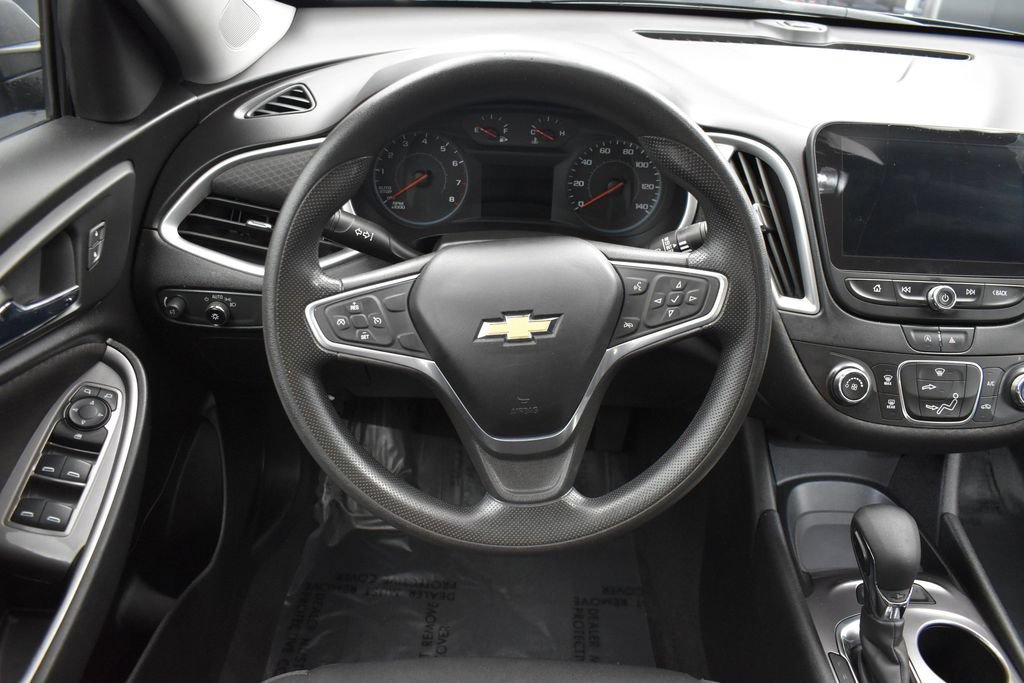 Used 2022 Gray Chevrolet LS image 15