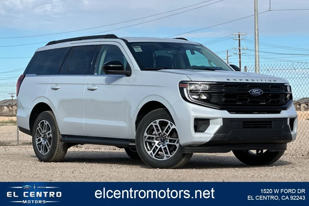 2026 Ford Expedition Active 4x4's photo