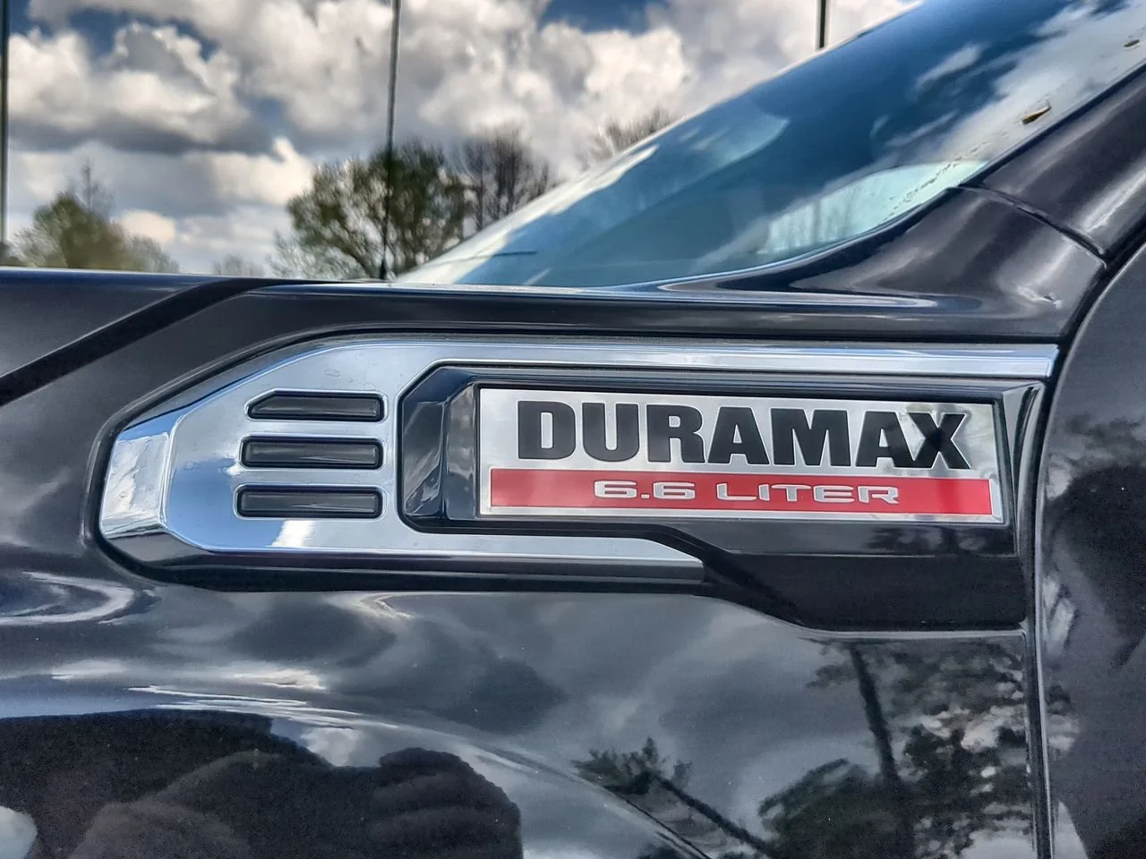 New 2026 Onyx Black GMC SLE image 31