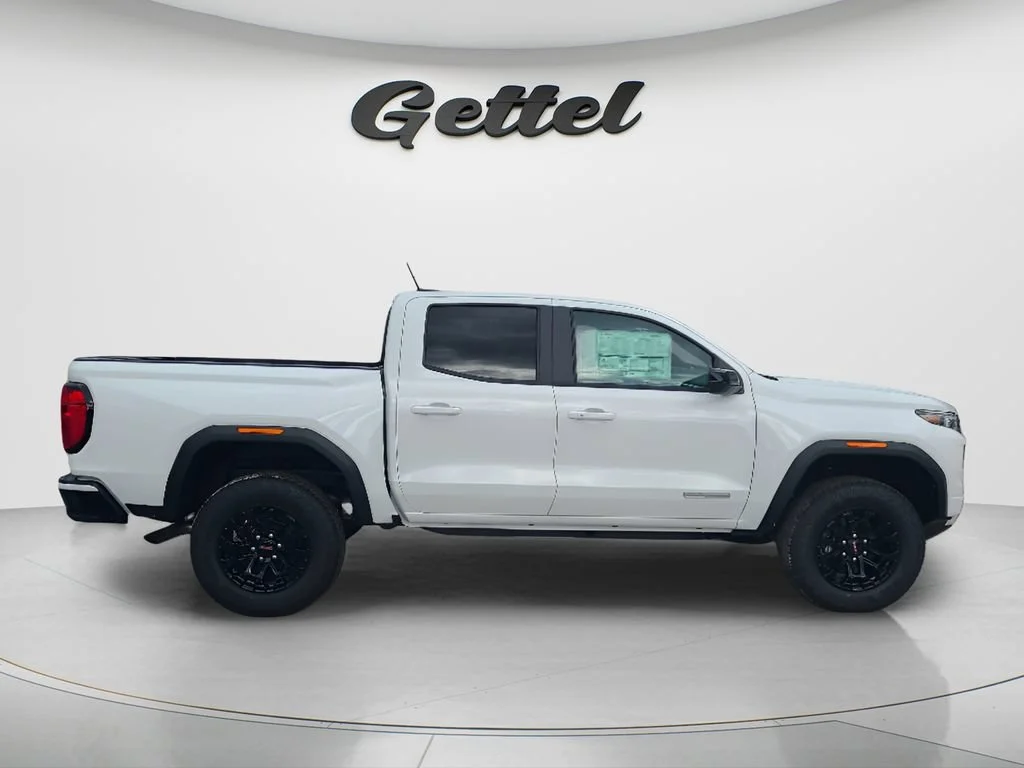 New 2026 Summit White GMC Elevation image 4