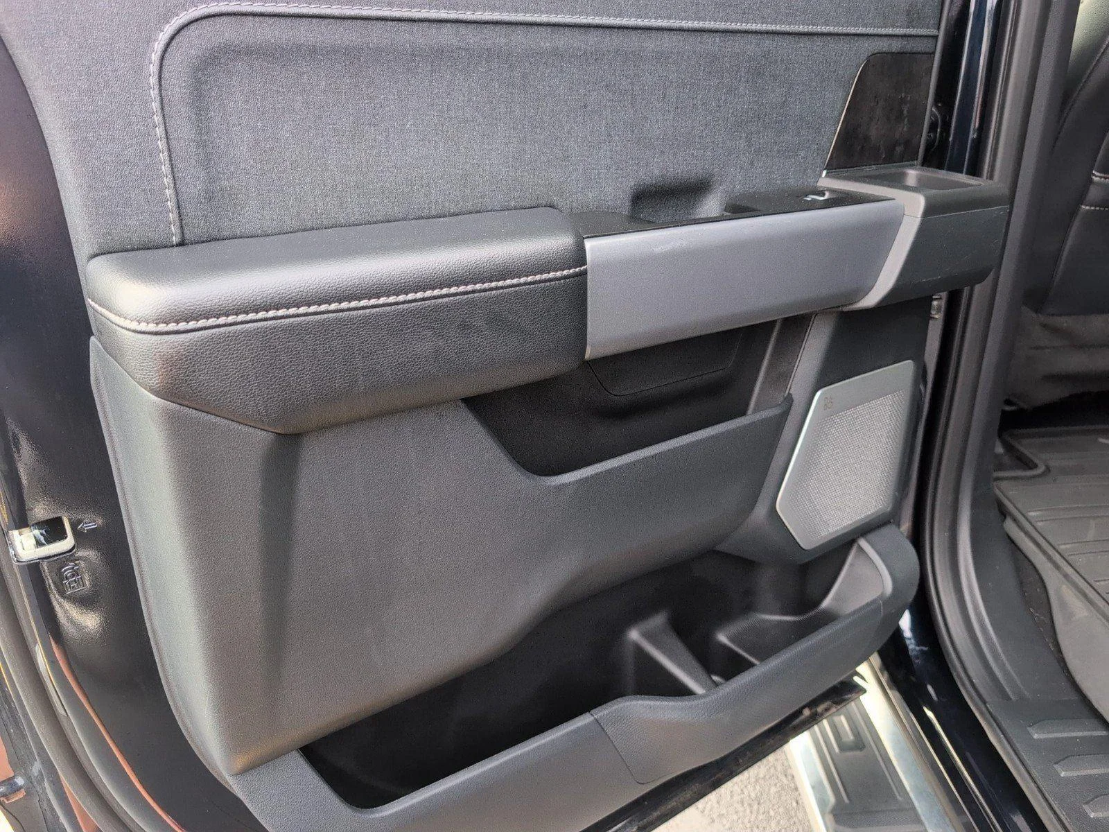 Used 2023 Antimatter Blue Ford LARIAT image 40