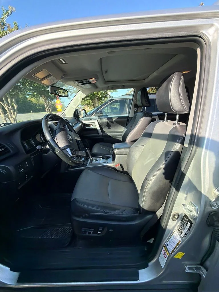 Used 2016  Toyota SR5 Premium image 8