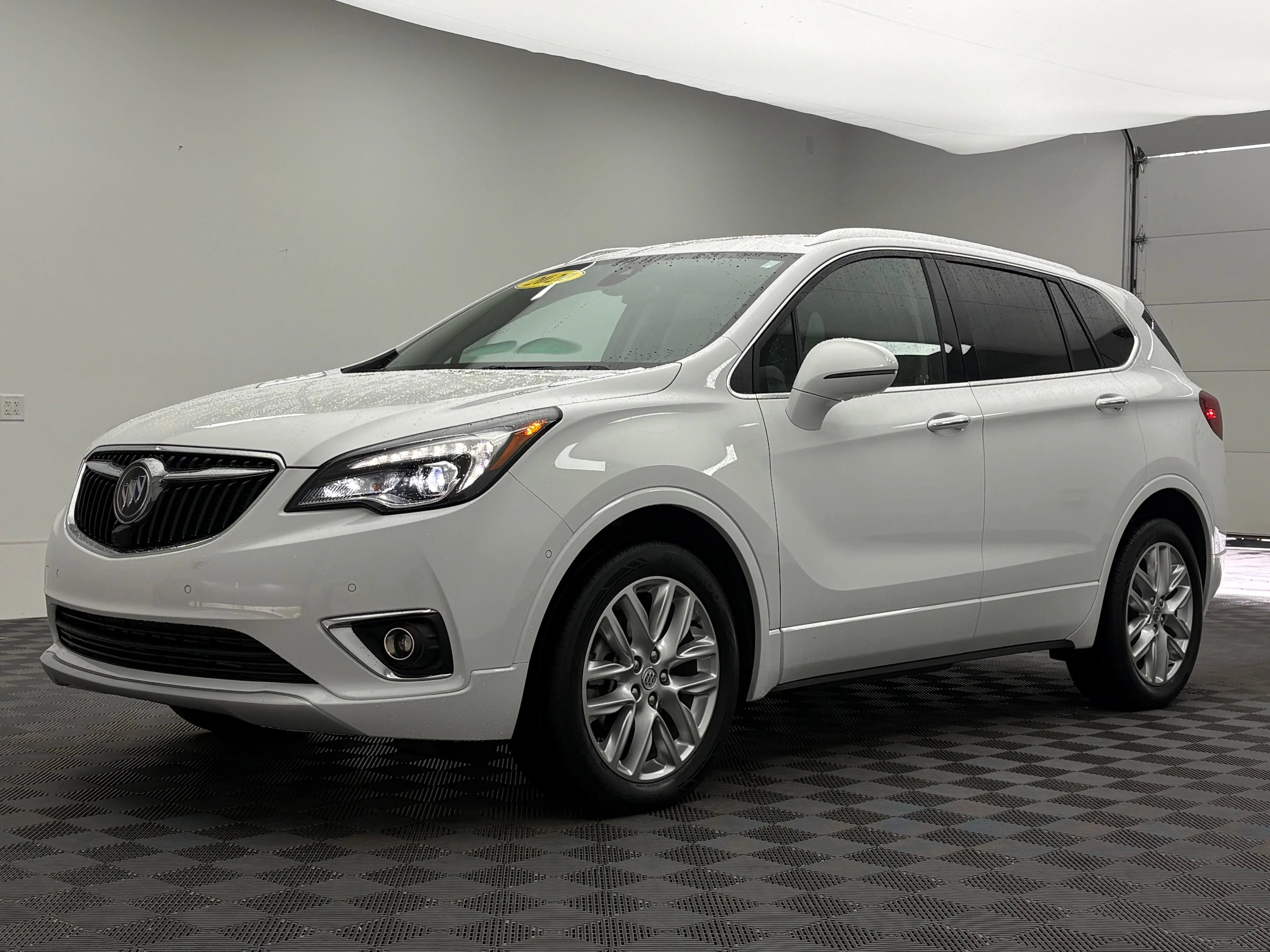 Used 2020 SUMMIT WHITE Buick Premium II image 2