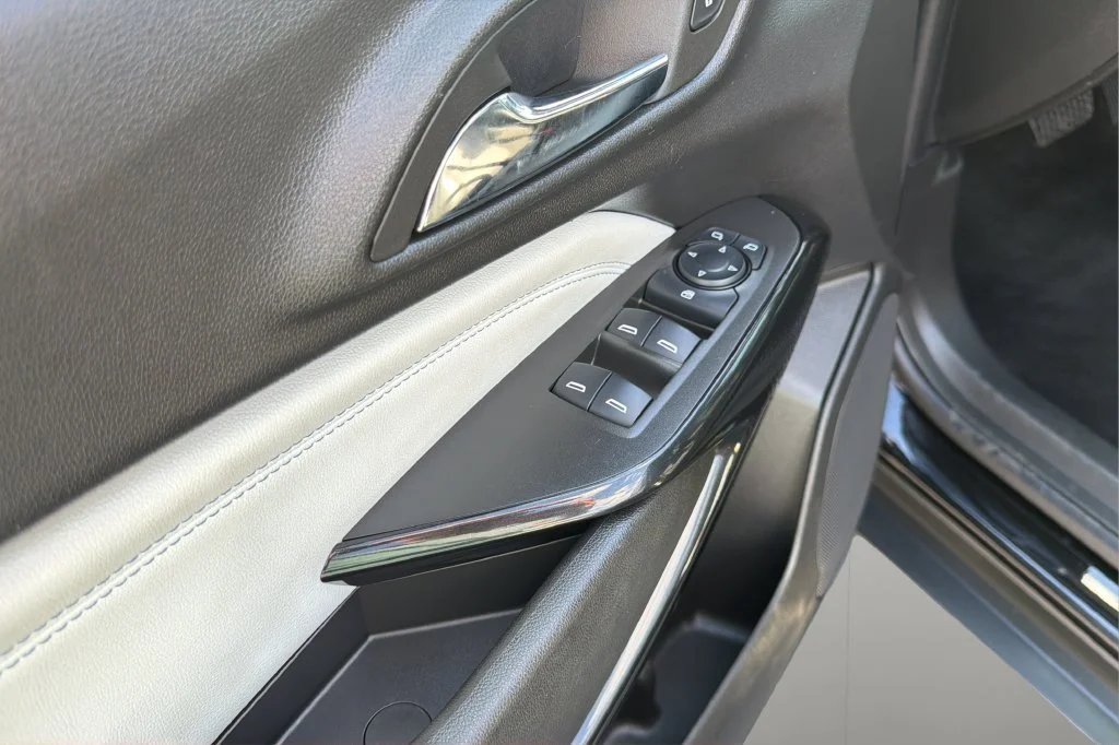 Used 2024 Mosaic Black Metallic Chevrolet LT image 17