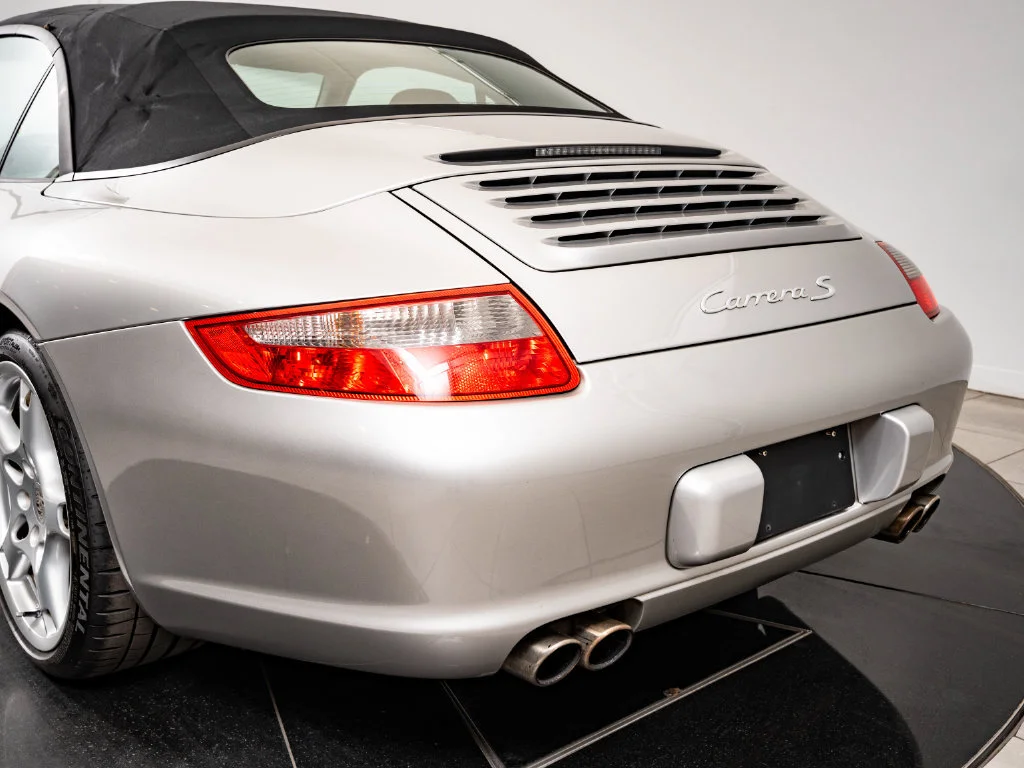 Used 2006 Arctic Silver Porsche Carrera S image 23