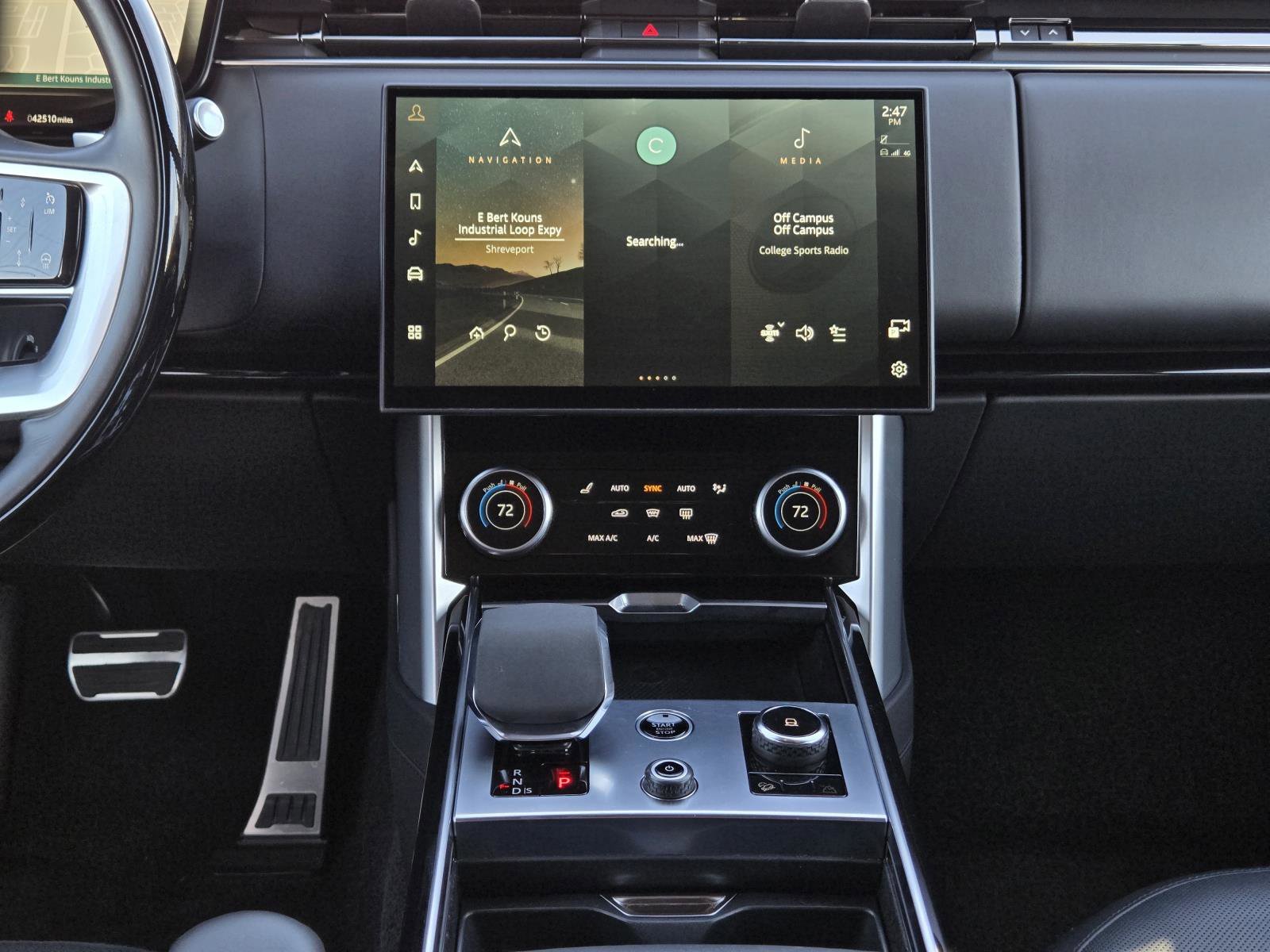 Used 2023 Black Land Rover SE image 24