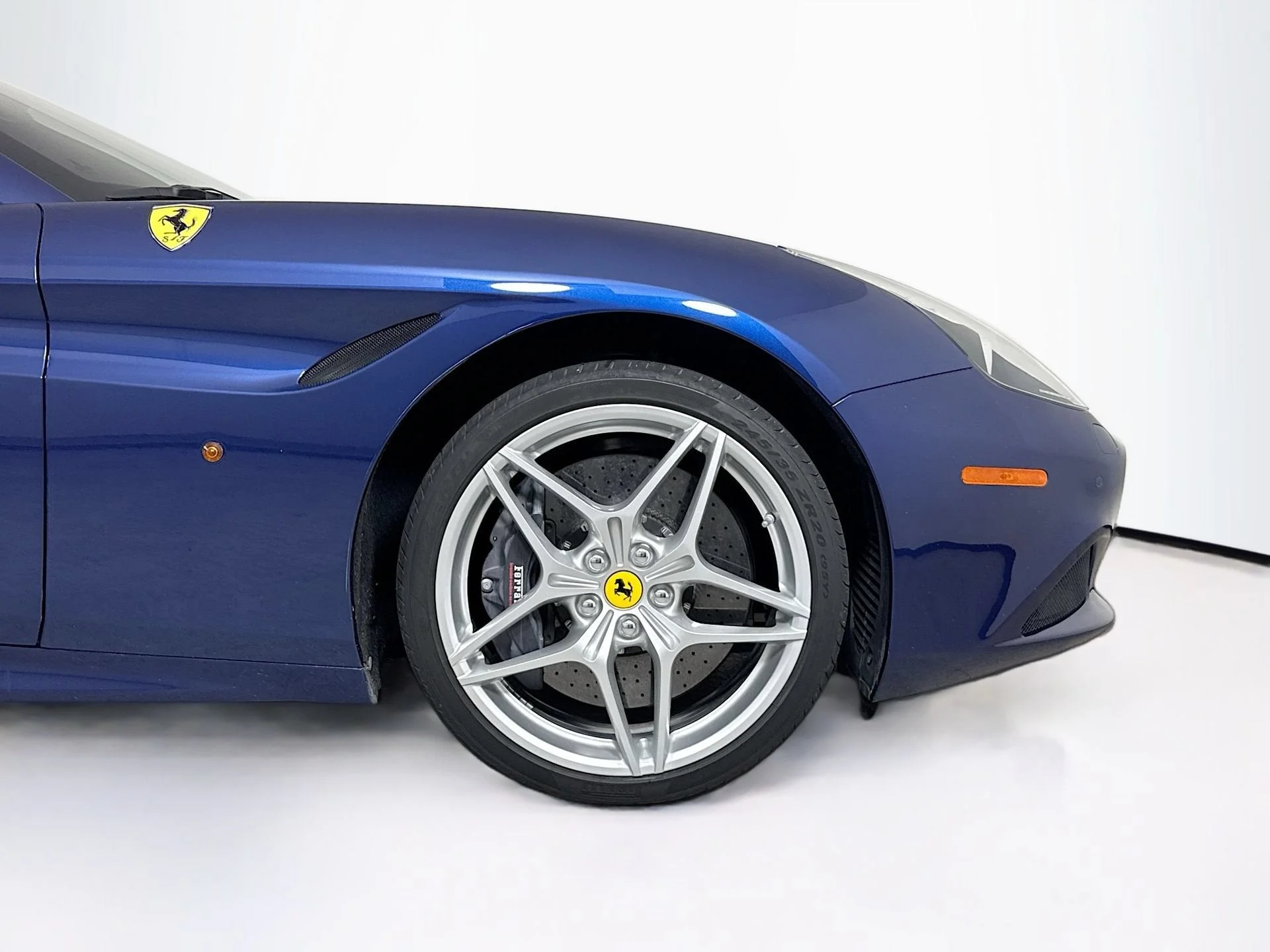 Certified Used 2015 Blu Tour De France Ferrari T image 26