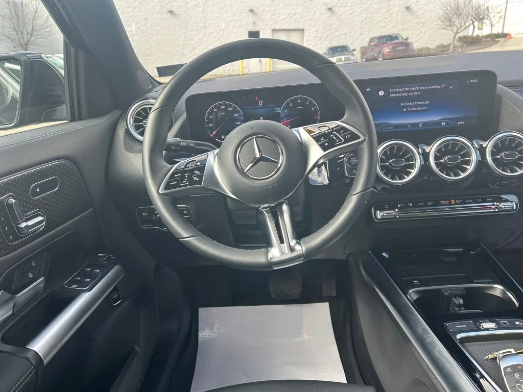 Used 2025 Black Mercedes-Benz GLA 250 image 14