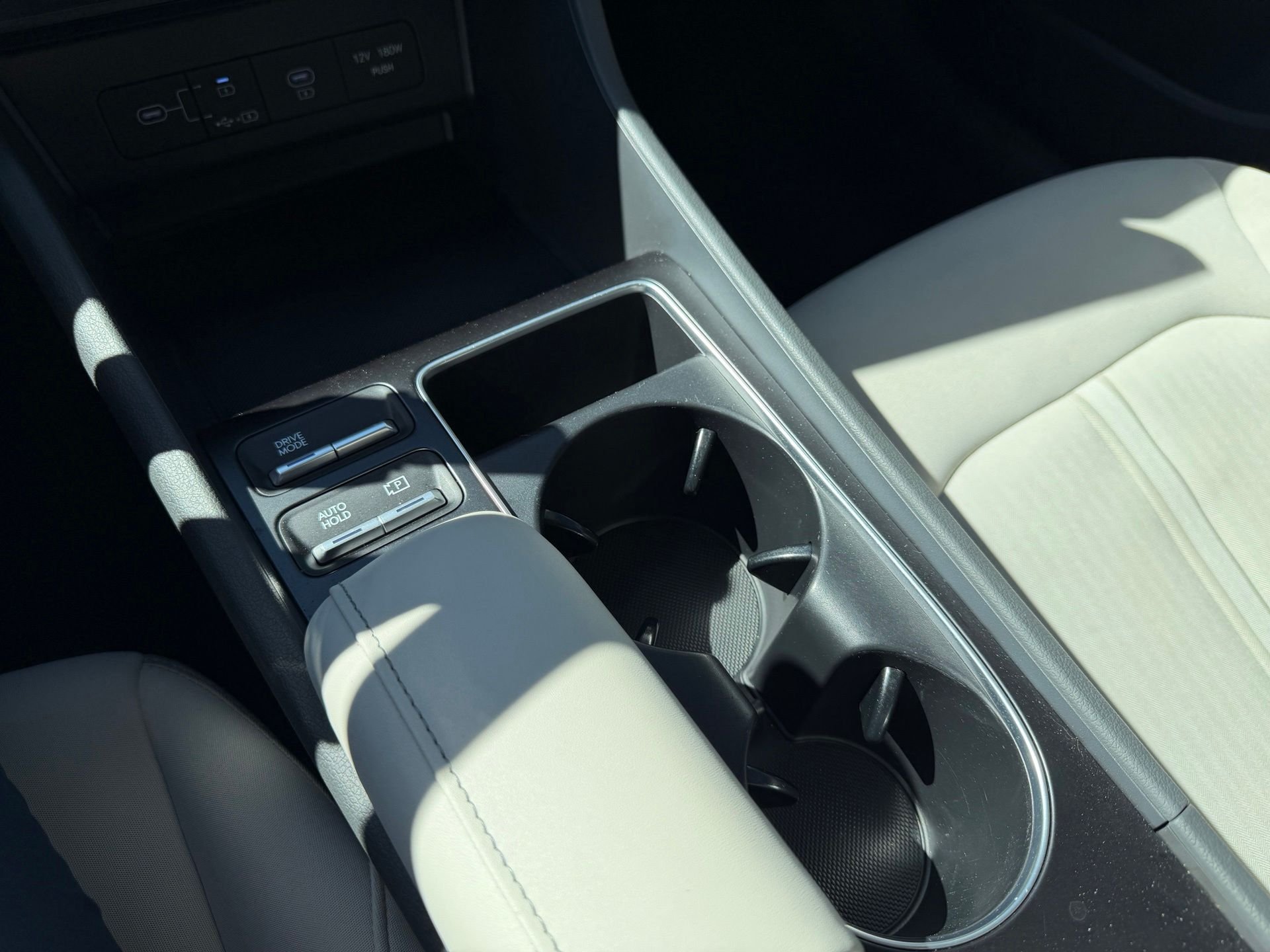 Certified Used 2025 Blue Hyundai SEL image 24