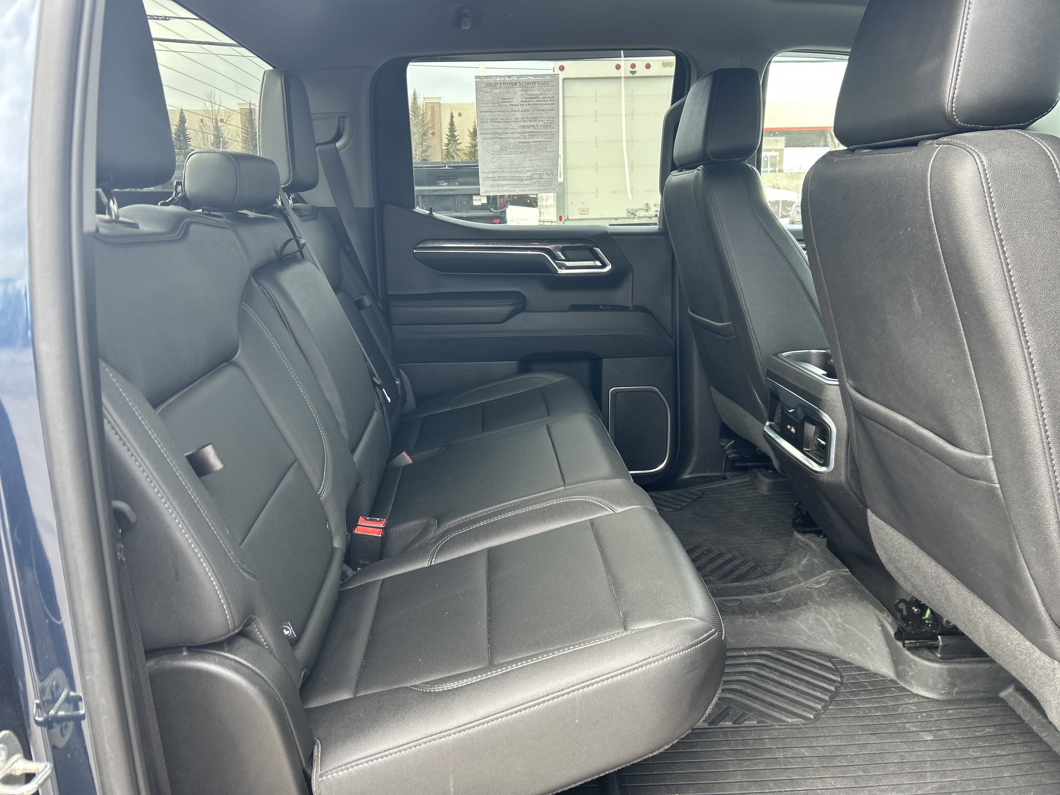 2023 Chevrolet Silverado 1500 LTZ - Photo 11
