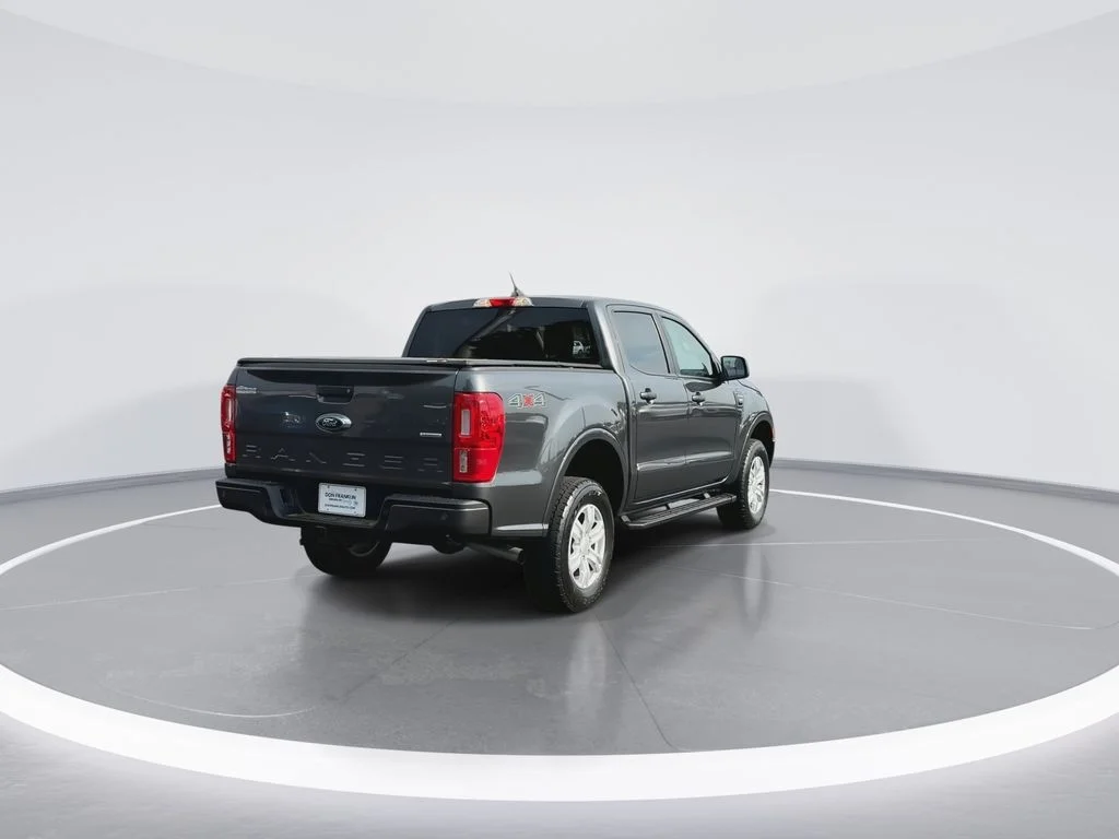 Used 2019 Gray Ford XLT image 9