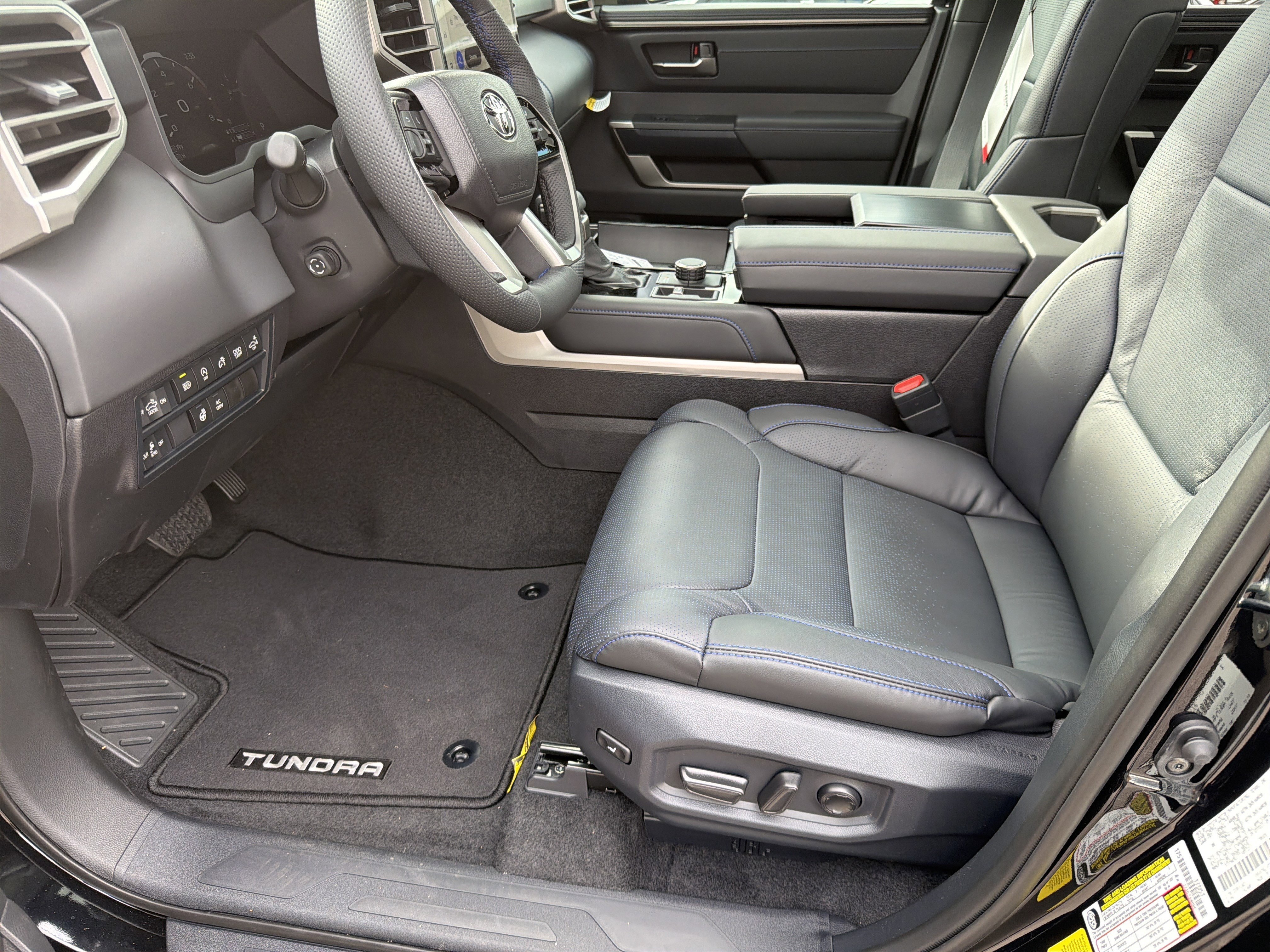 2026 Toyota Tundra Platinum - Photo 19