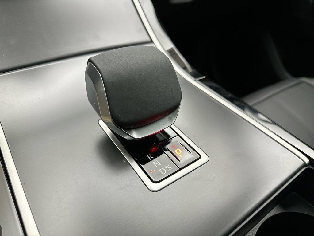 New 2026 Fuji White Land Rover S image 12
