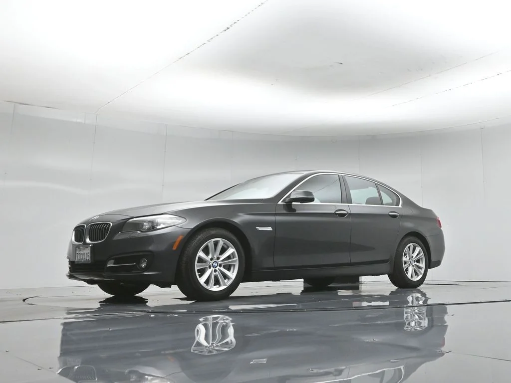 Used 2016 Gray BMW 528i image 46