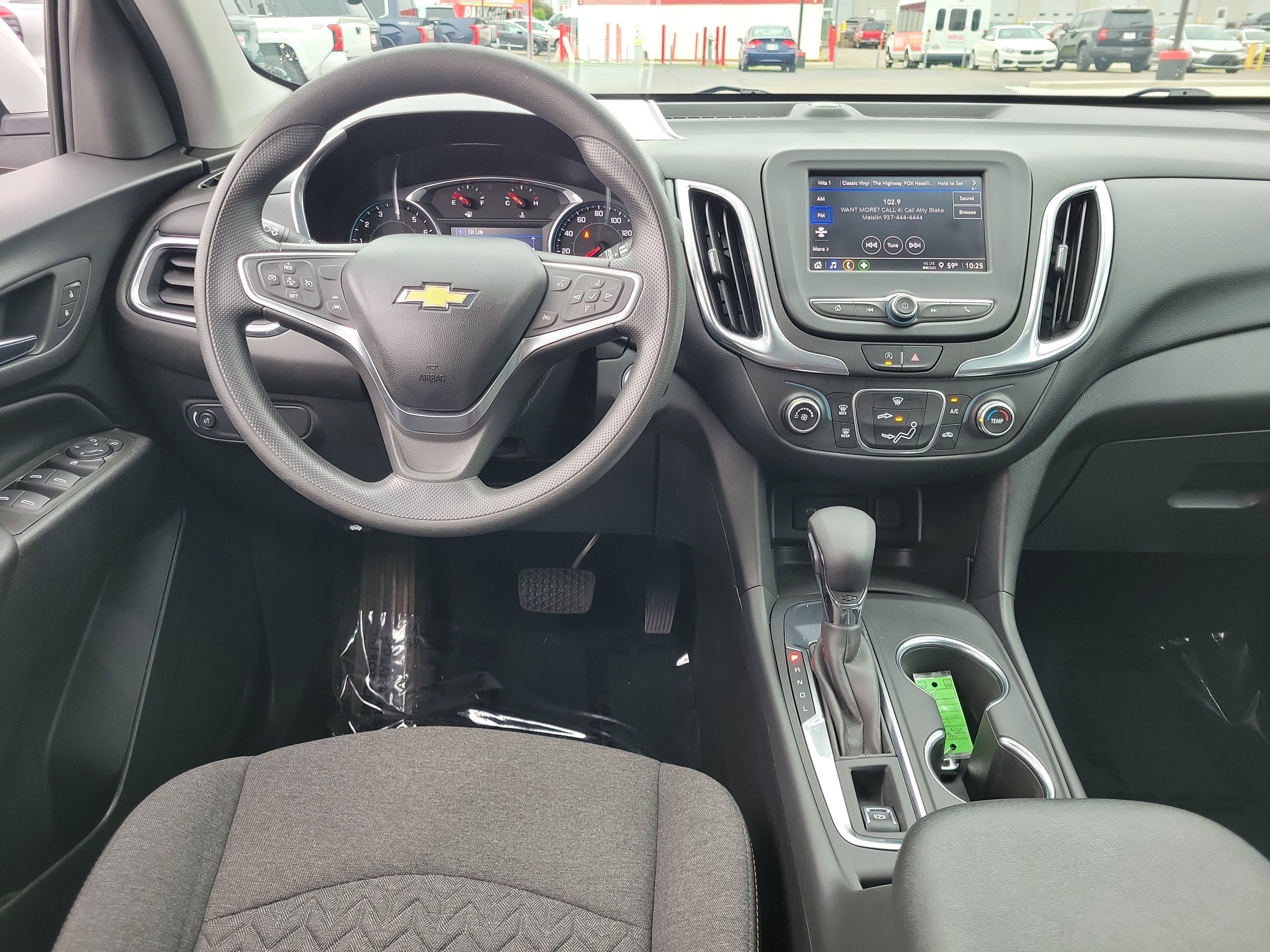 Used 2022 Summit White Chevrolet LT image 9