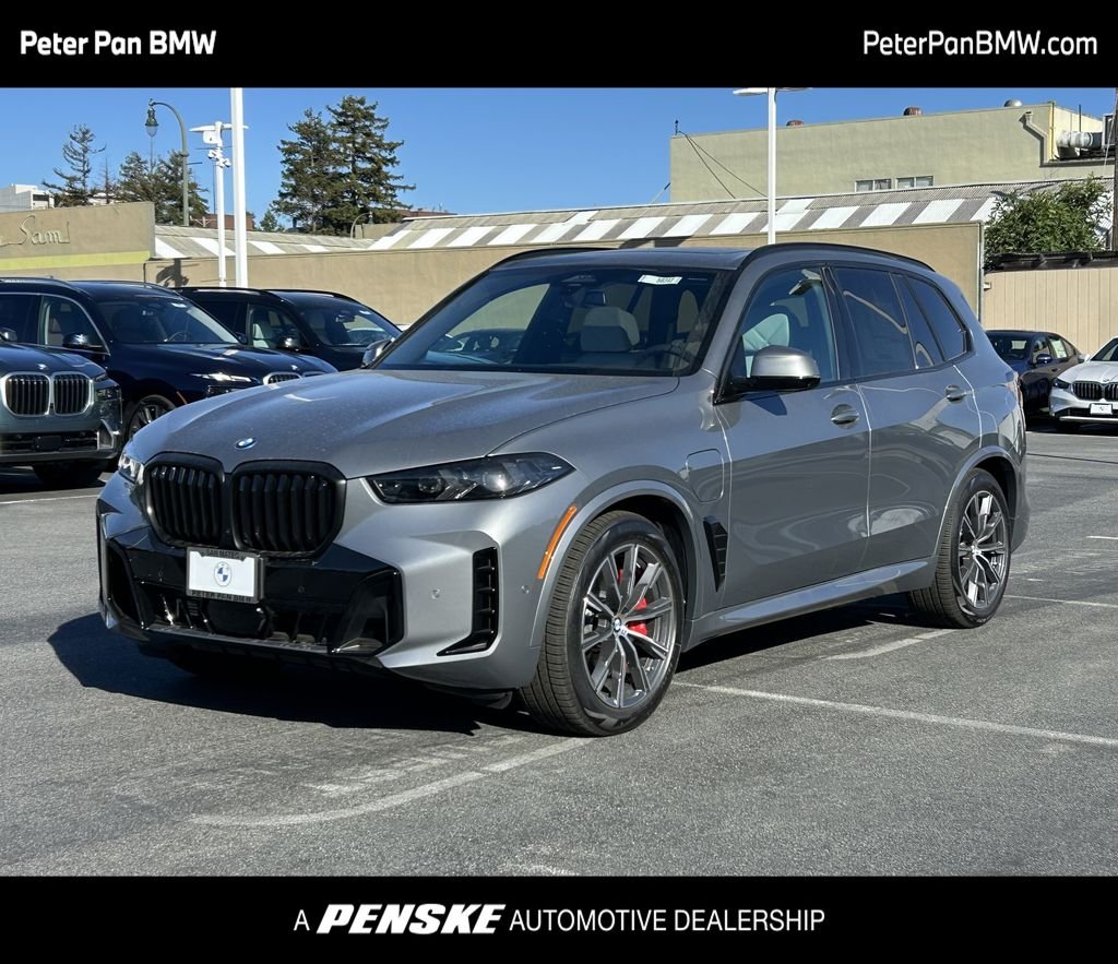 2026 BMW X5 xDrive50e's photo