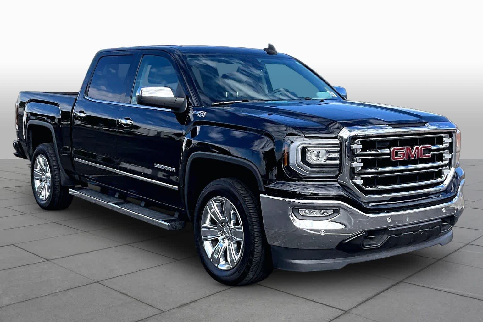 Used 2018 Onyx Black GMC SLT image 3